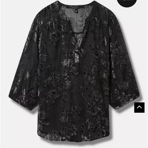 Harper Velvet Burnout Pullover 3/4 Sleeve Blouse - Picture 2 of 4